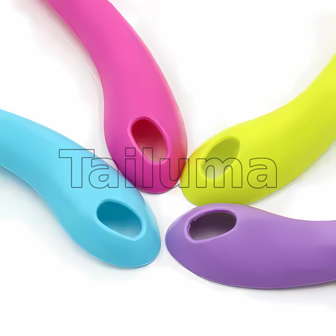 shows colorful curved plastic scoops with hollow handles for easy grip.